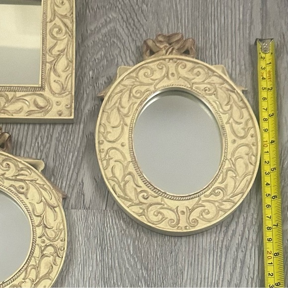 Vntg Chalkware Trio Ornate Baroque Framed Wall Hanging Mirrors Classic Elegance - Picture 4 of 4